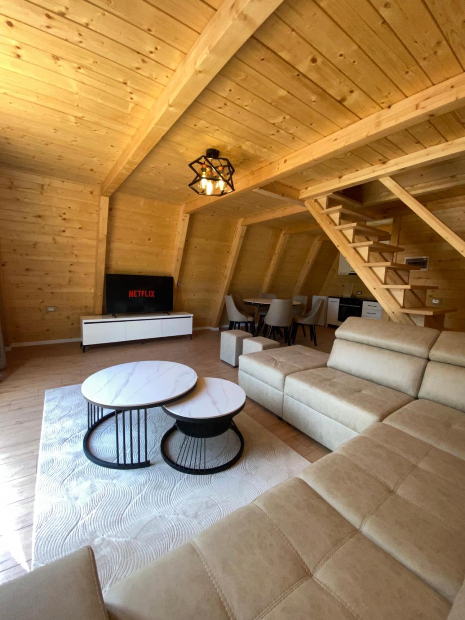 Monark Villa